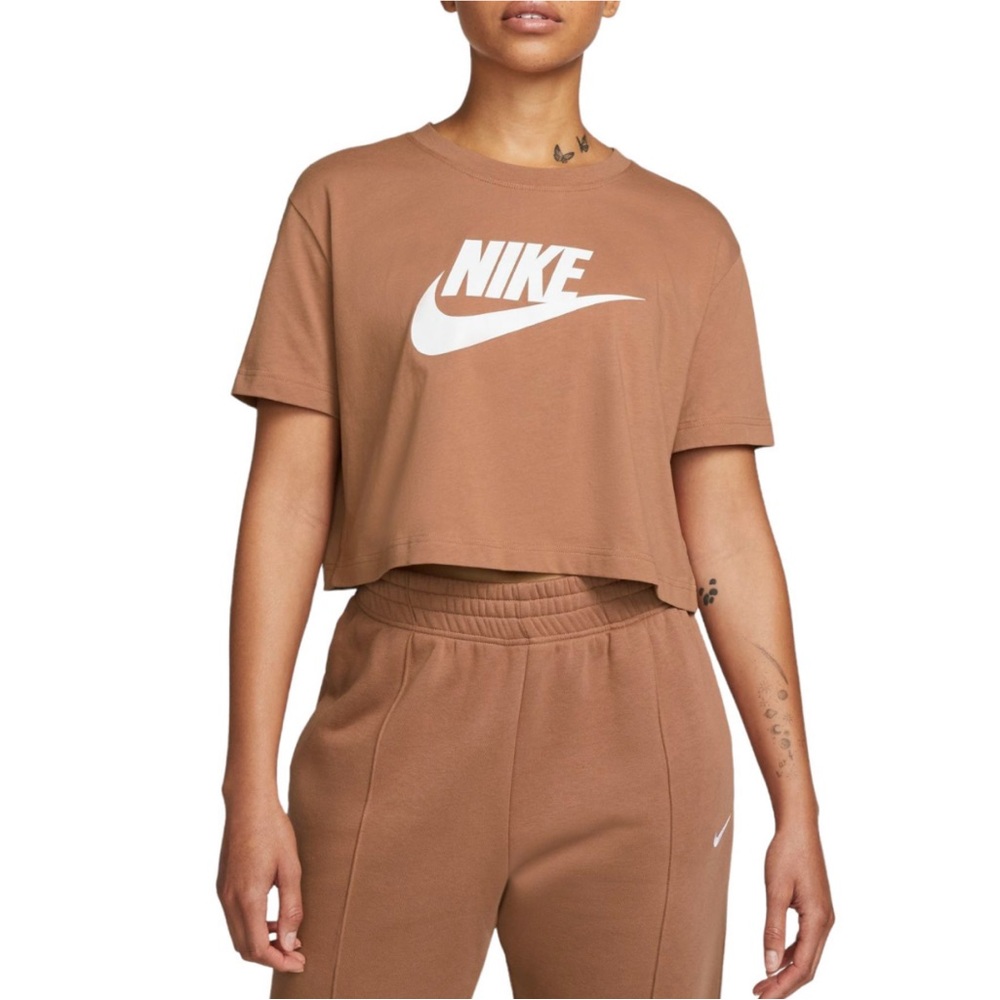 Nike Sportswear Essential Women's Cropped Logo T-Shirt in Mineral Clay